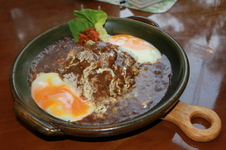 当店一番人気のオリジナル焼カレーです。
