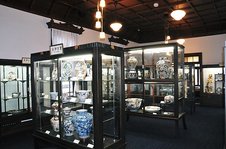 本店ショールーム 古陶磁器館