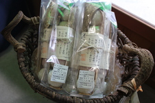 人気の有田かるかんも販売中。