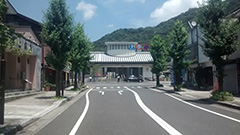 有田駅前やきもの散歩道