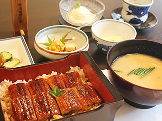 鯉こく・うな重定食