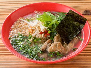 炭火鶏塩ラーメン