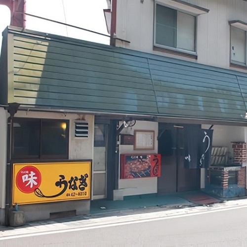 <br />いつもお店の前まで香ばしい匂いが漂っており、食欲をそそられます。