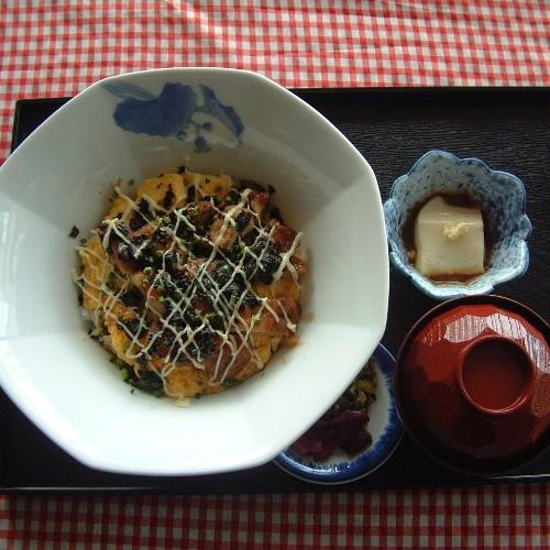 照焼親子丼　￥840　※団体メニューとは異なります。