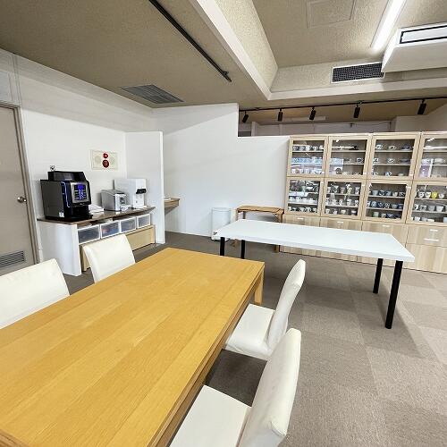 カフェスペース<br>好きなカップでお召し上がりいただけます。