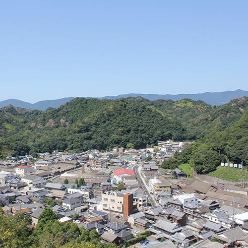 李参平の碑からの眺望